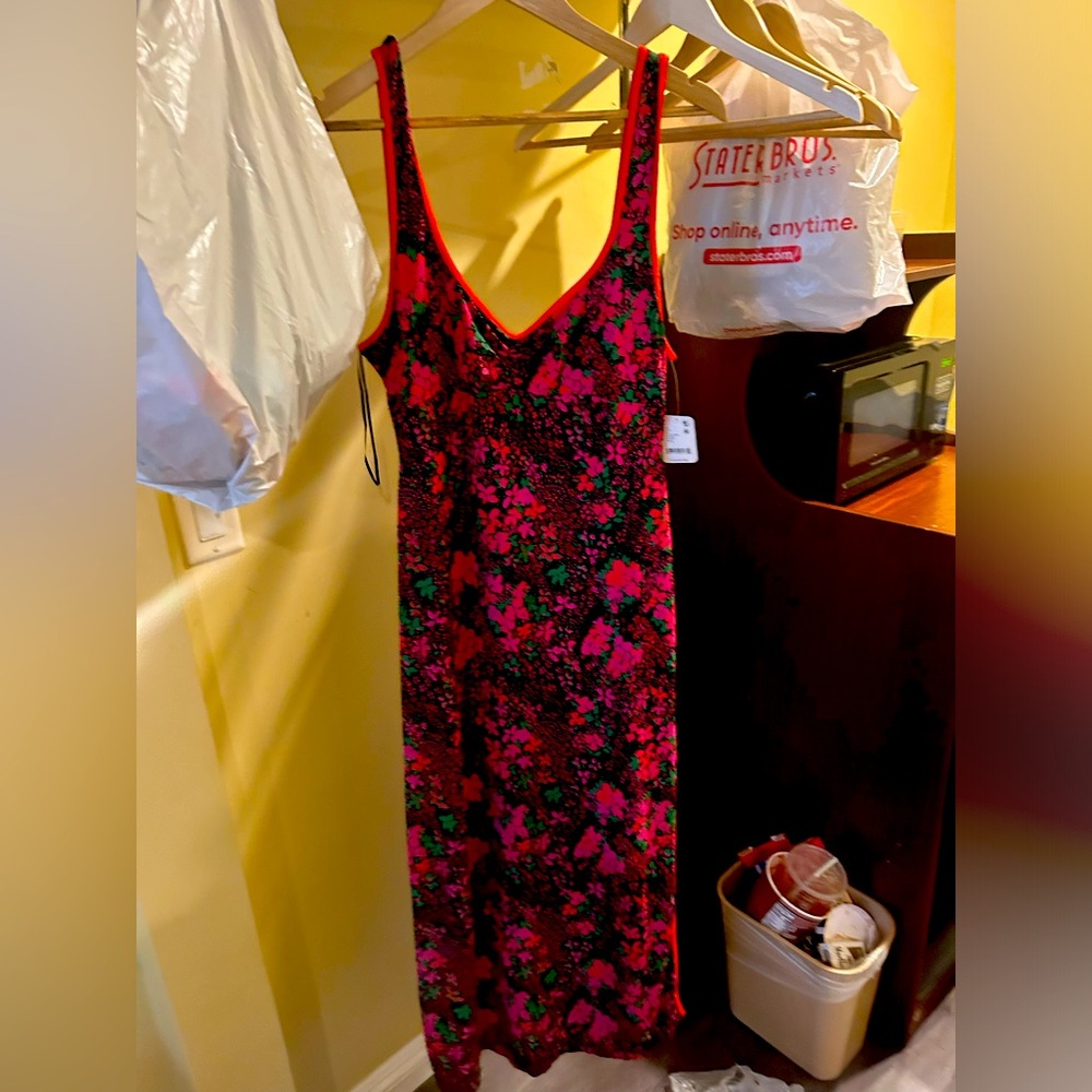 Causual dress with flowers